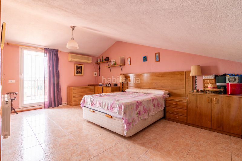 Foto 88a0eb91-bf2e-4f91-afd7-d7b86c70480b. Casa adossada amb calefacció aparcament a Parque Coimbra Móstoles
