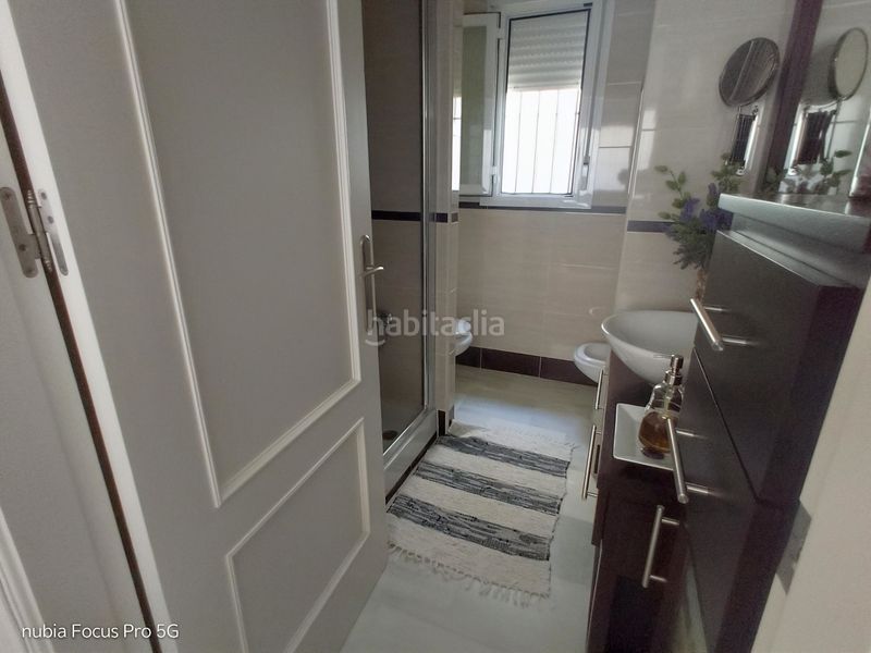 Foto a88d780c-11f8-4bd9-9e09-0ba4f906805f. Casa aparellada amb calefacció aparcament piscina a Rota