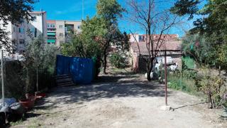 Maison  Calle del cristo. Solar en el centro de móstoles con una superficie de 385 metros