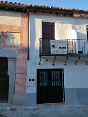 Miete Gebäude in Plazuela del mercado 10. Edificio mixto con local comercial y vivienda en venta o alquile