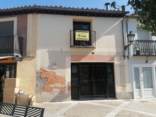 Location Local commercial à Calle de la constitución 152. Local en alquiler en el centro de navalcarnero
