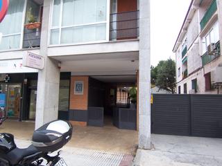Rent Car parking in Casco Antiguo. Garaje en alquiler en torrelodones pueblo