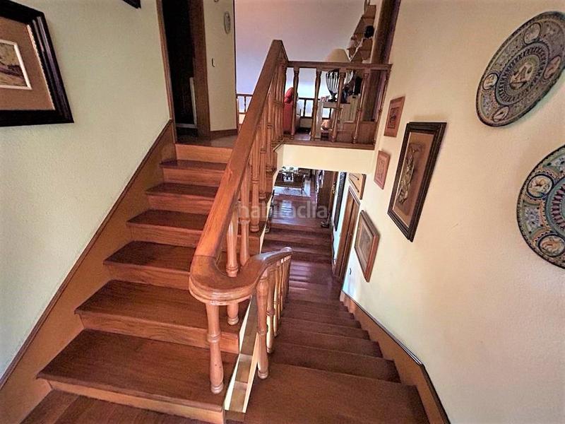 Foto 8043c4cd-2cab-49cc-824a-7f7e0d9736a3. Chalet mit heizung parking pool in Las Marías Torrelodones