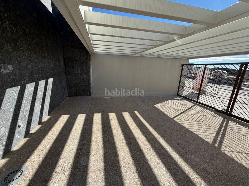 Foto 075500d5-e59c-4fc3-ad24-daee85ad5842. Casa bifamiliare in paseo de pascual saorín 4 in Las Marías Torrelodones
