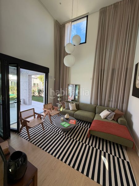 Foto 51ec7a04-b69f-4498-b293-00b799142089. Casa bifamiliare in paseo de pascual saorín 4 in Las Marías Torrelodones