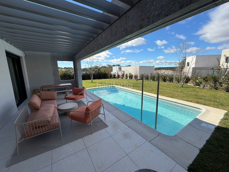 Foto 76d4b3bd-3144-4356-be87-2b35fa5e02be. Casa bifamiliare in paseo de pascual saorín 4 in Las Marías Torrelodones