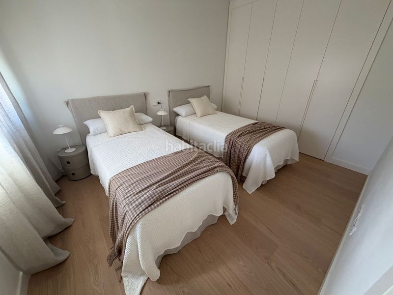 Foto ecc5eaee-4cdf-4edf-b2e8-7f814a80f666. Casa bifamiliare in paseo de pascual saorín 4 in Las Marías Torrelodones