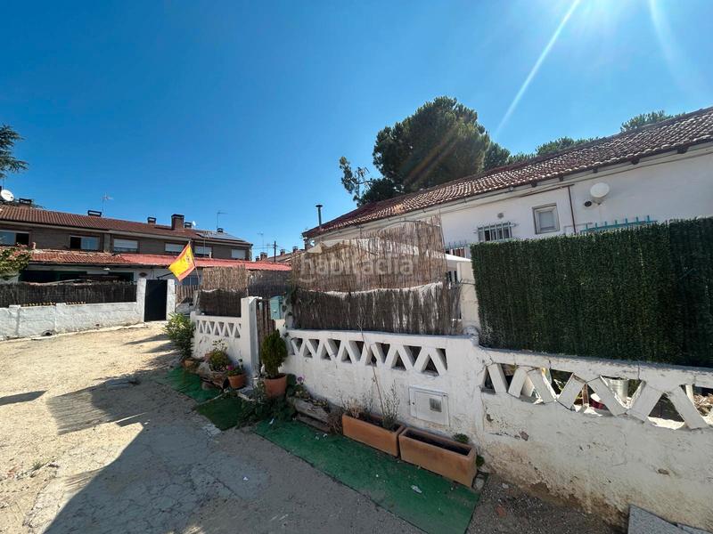Foto c5f0ba9e-c000-4e4c-900d-9cf0d553ddf3. Alquiler planta baja casita baja con patio de 1 dormitorio en Torrelodones