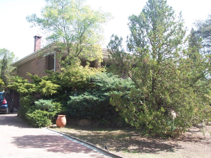 Foto 3bac4205-daa7-4eb8-b8ff-985c3cb731e5. Chalet con camino riscaldamento parcheggio piscina in Torrelodones