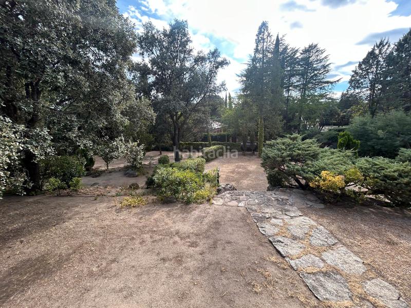 Foto cc094953-408e-4c15-bb8b-11fc830f7513. Chalet con camino riscaldamento parcheggio piscina in Torrelodones