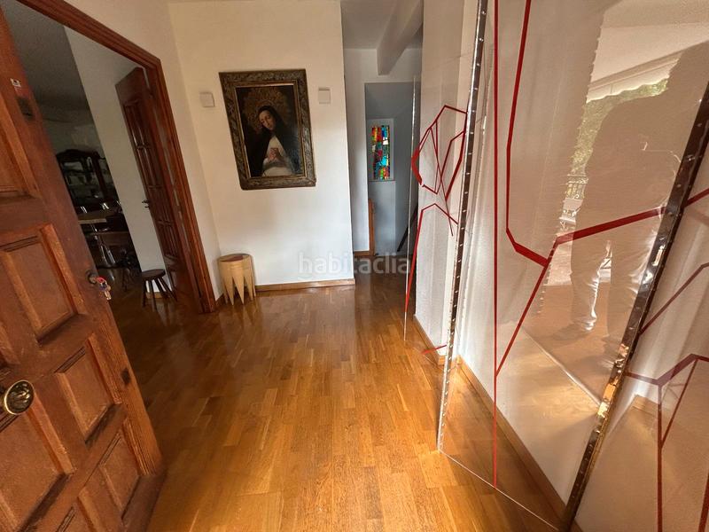 Foto ff092d09-8939-4e86-8253-a510e1208dbe. Chalet con camino riscaldamento parcheggio piscina in Torrelodones