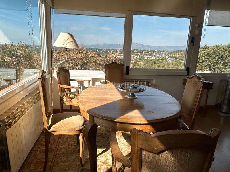 Foto 0d8d48c5-c824-42fd-bb4b-e2e459e54342. Chalet with fireplace heating pool in La Berzosilla Torrelodones