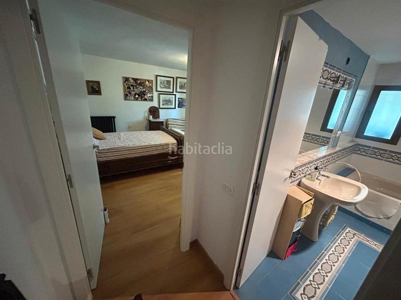 Foto c2a6d0cb-745b-423e-b669-6a552cc48832. Chalet with fireplace heating pool in La Berzosilla Torrelodones