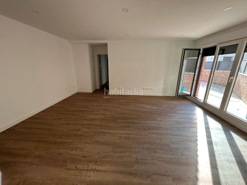 Foto f5a769e7-aca8-4833-8d1e-5937f77a55d3. Affitto piano terra con riscaldamento parcheggio in Galapagar