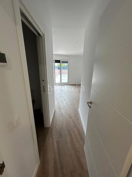 Foto 03714b42-b834-41db-870e-66bd9af5e0e0. Rent ground floor with heating parking in Casa Amarilla Galapagar