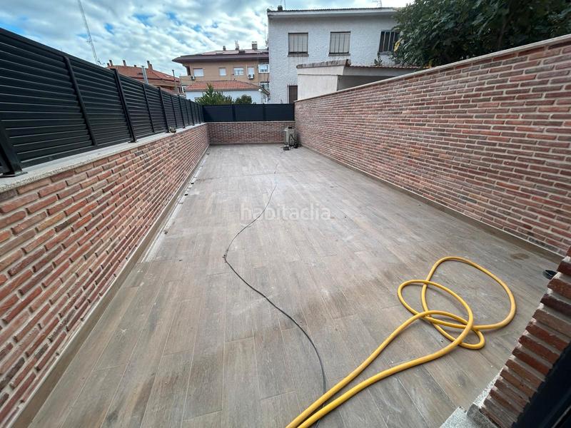 Foto d72c55d2-0005-4961-ba40-03a43c212d38. Rent ground floor with heating parking in Casa Amarilla Galapagar