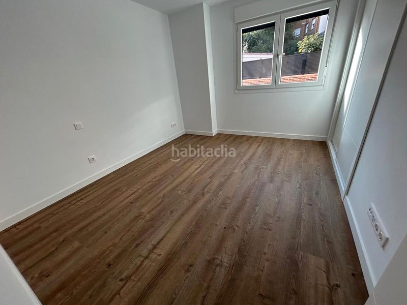 Foto 92465c50-8f6a-4eb8-9b7a-68b6364e1210. Rent flat with heating parking in Casa Amarilla Galapagar