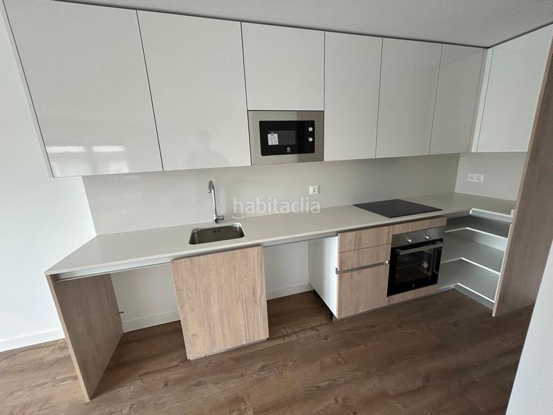 Foto 009c8818-cb82-4a3d-b2ce-1d9f18f2f511. Miete etagenwohnung mit heizung parking in Casa Amarilla Galapagar