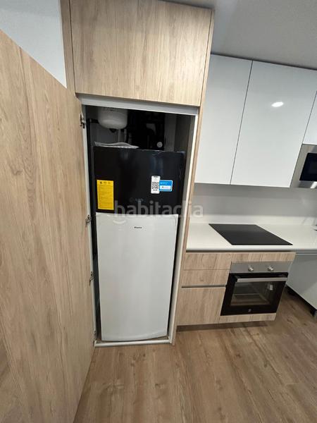 Foto a8d3525f-4fd8-4b64-b9eb-3a4efbca9502. Miete etagenwohnung mit heizung parking in Casa Amarilla Galapagar