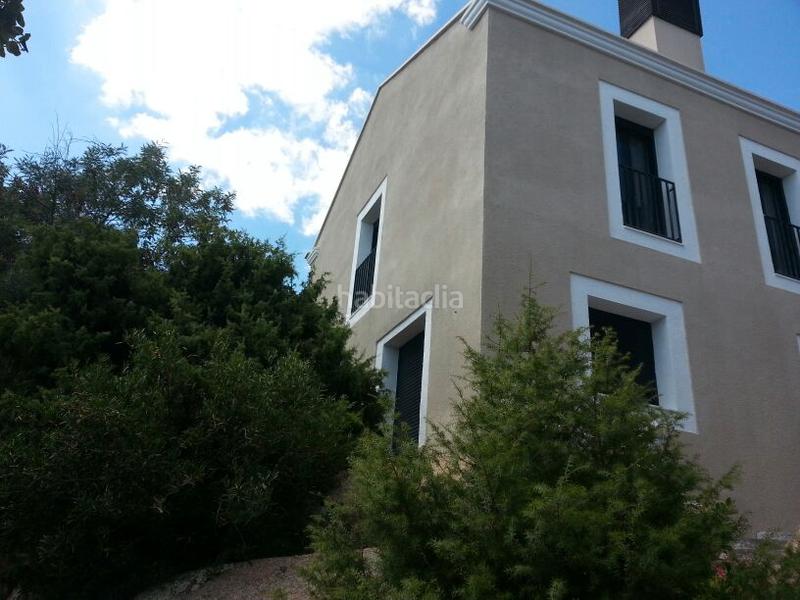 Foto 157e1f31-16d0-49b4-8f32-ccfd10b97e38. Miete chalet mit heizung parking pool in Los Robles Torrelodones