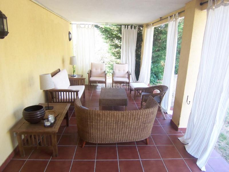 Foto 19301723-e505-4e5d-9677-3ea477f1fa9d. Miete chalet mit heizung parking pool in Los Robles Torrelodones
