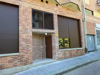 Affitto Duplex in Casa Amarilla. Piso duplex con acceso deirecto desde la calle a estrenar