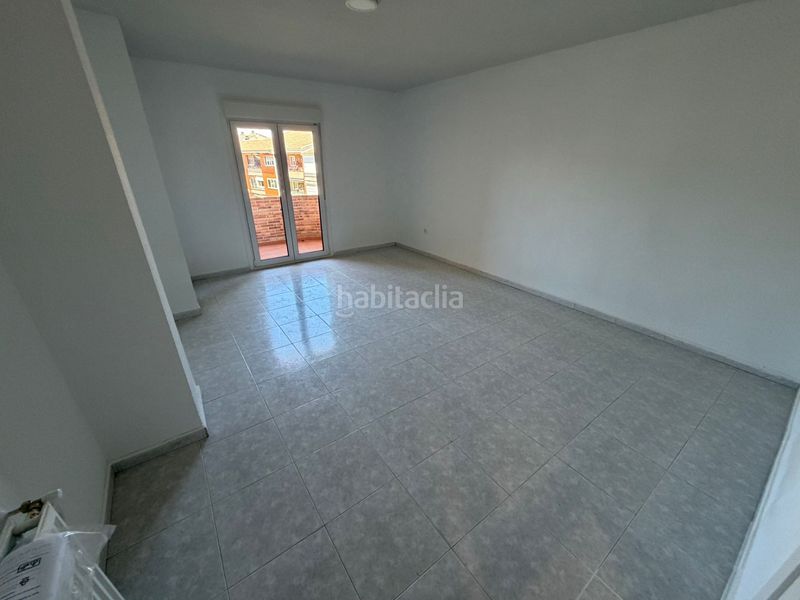 Foto 0f960bd1-4de7-4f01-9d86-9b635fe906d2. Lloguer pis amb calefacció a Casa Amarilla Galapagar