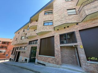 Location Appartement à Casa Amarilla. Piso reformado de 3 dormitorios en primera planta con ascensor