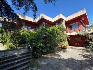 Chalet in Parquelagos-Puente Nuevo. Independiente en una sola planta con piscina