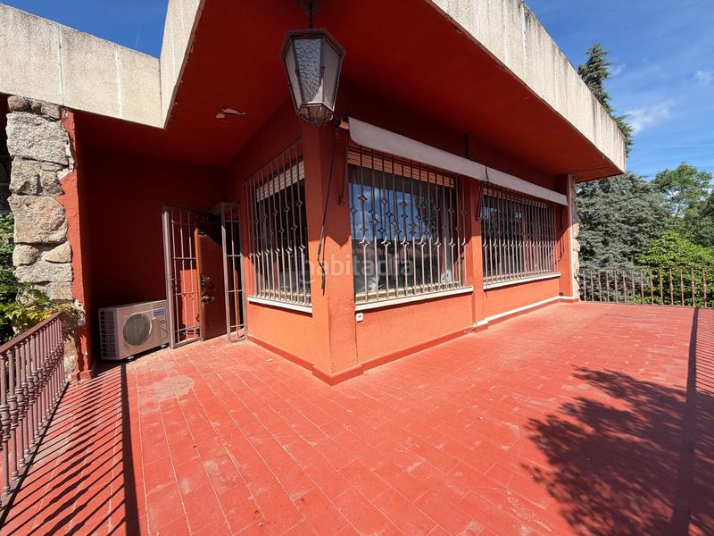 Foto d7e334f1-c8d9-49ff-b3ac-db674a100fcd. Xalet amb xemeneia calefacció piscina a Parquelagos-Puente Nuevo Galapagar