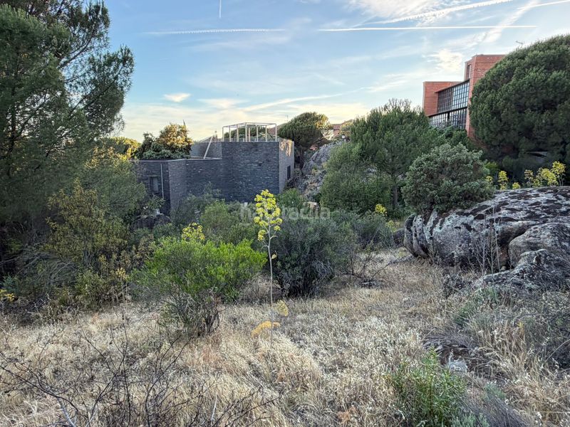 Foto c5efa635-4262-46ac-9b4a-b624474decbd. Terreny residencial a Los Robles Torrelodones
