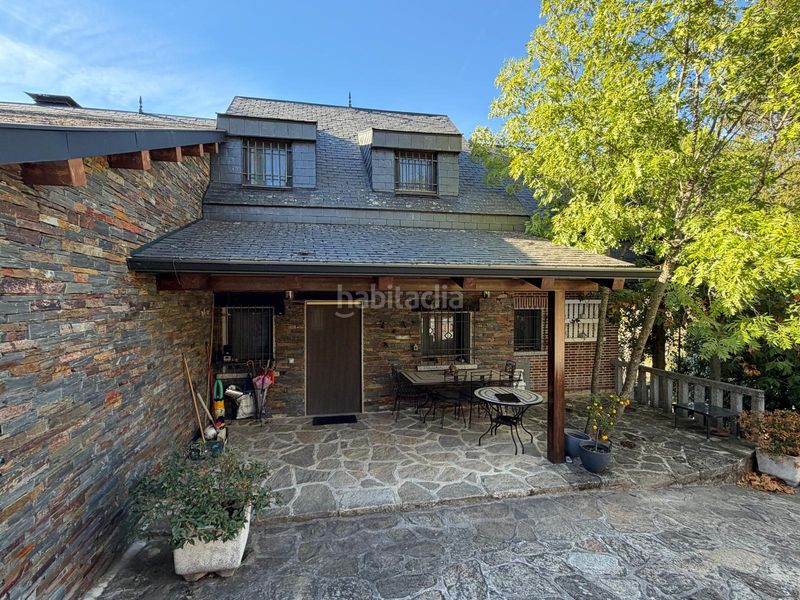 Foto d99ebb8b-b98a-40c8-a407-db7ef4beef3d. Chalet mit kamin heizung parking pool in Valdemaqueda