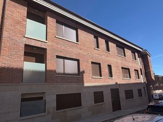 Miete Etagenwohnung  Calle de los trigales 1