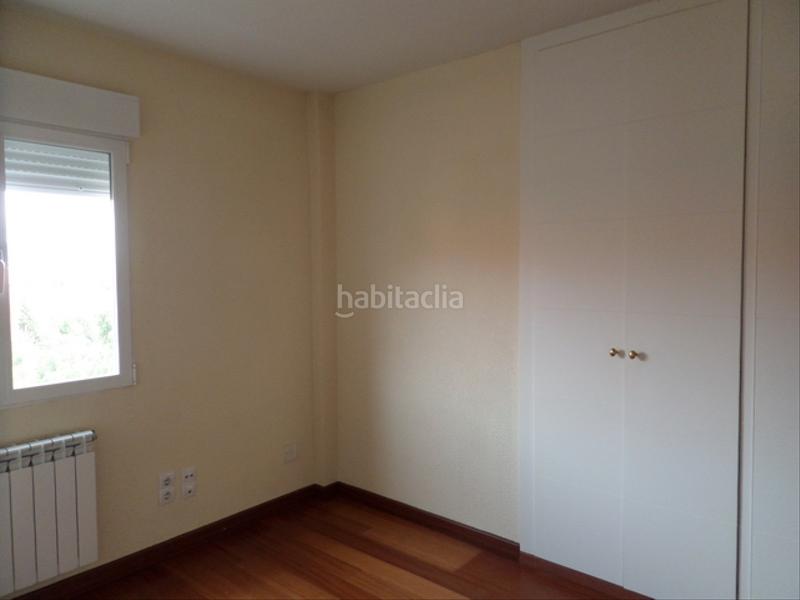 Foto ae8489bb-9c51-4a31-b0ec-9f7618f71112. Alquiler piso en avenida del mediterráneo 40 vivienda de 4 dormitorios en fuensanta en Colmenar Viejo