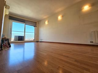 Appartamento  Carrer gran de gràcia. Magnífico piso alto de 78m2 en planta 7ª, soleado y con vistas i