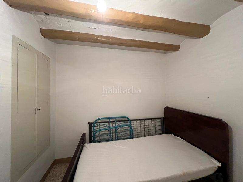 Foto 362947e5-f92d-46f8-8eed-59062d8c46fc. Masia amb aparcament a Montmaneu