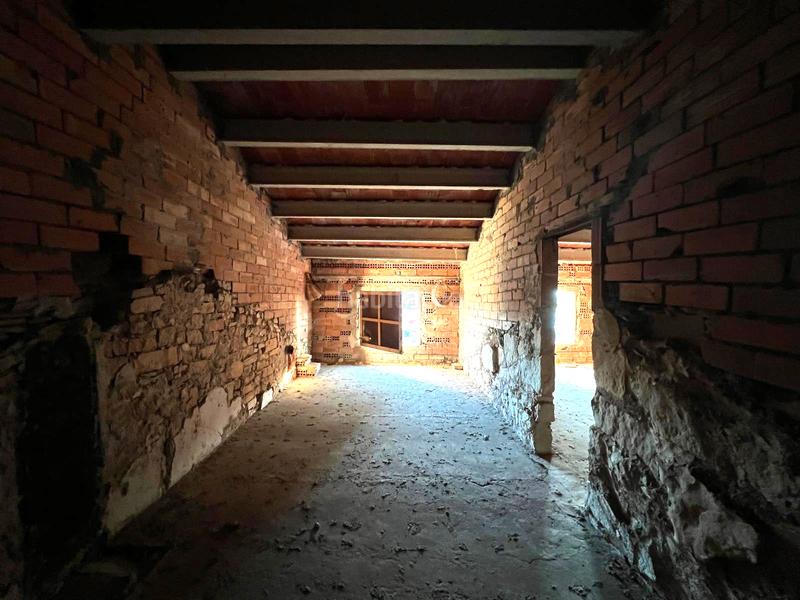 Foto 6f4b7c23-9e44-4406-8f35-3d8d6881c8af. Masia amb aparcament a Montmaneu