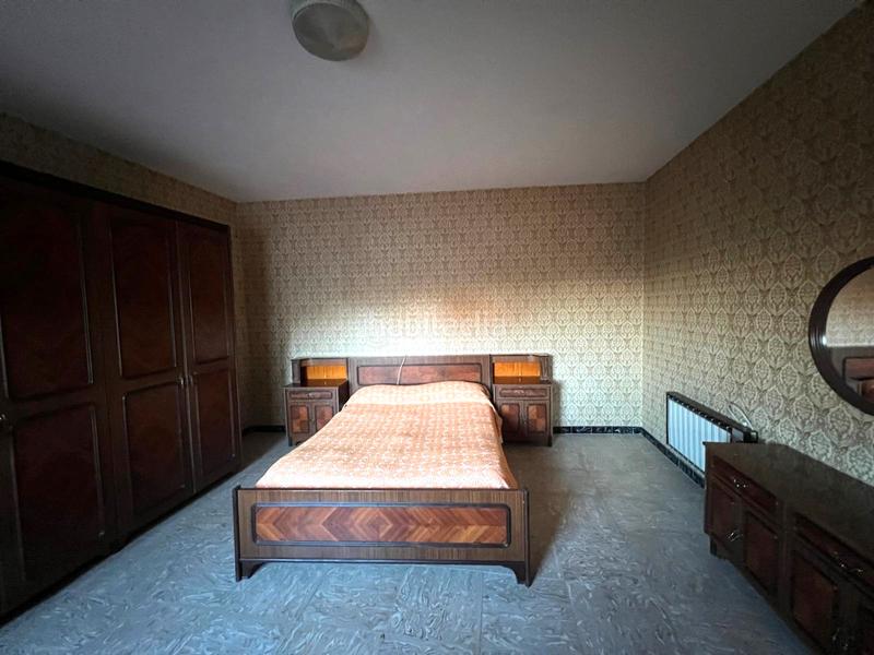 Foto 956528e0-081e-429e-acde-96662a0b6850. Masia amb aparcament a Montmaneu