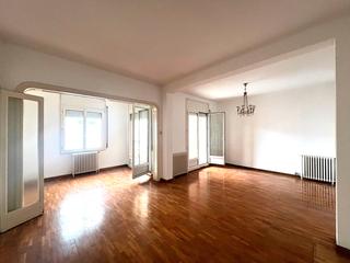 Haus in Poble Sec. Casa con garaje y terraza en venta a igualada: barrio del pobles