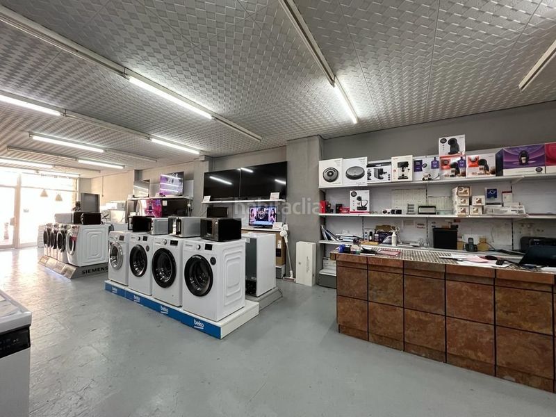 Foto da080a4b-845e-4022-b826-052b0b5ba58d. Local comercial a Llevant Igualada