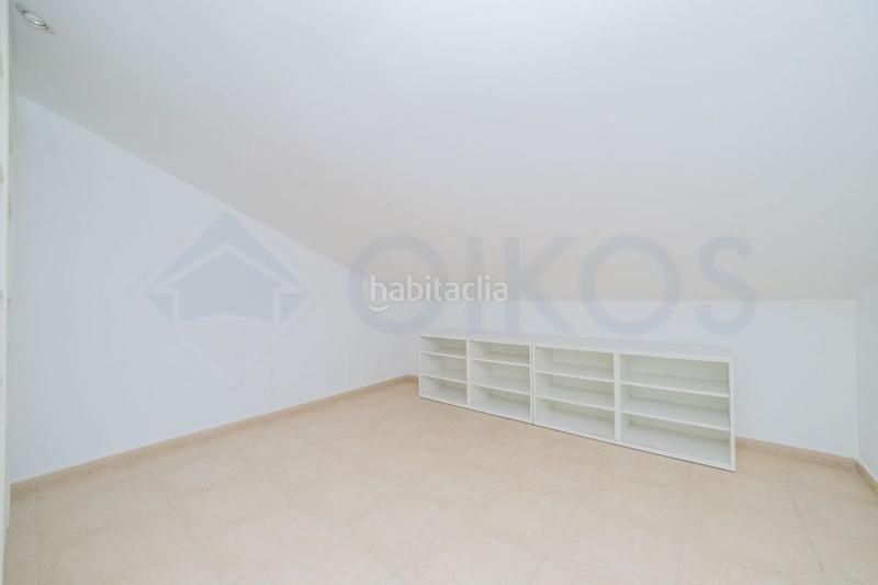 Foto f660f33b-9c36-40e3-9359-481a45823e0e. Casa a schiera in El Pinar-Punta Galea Rozas de Madrid (Las)