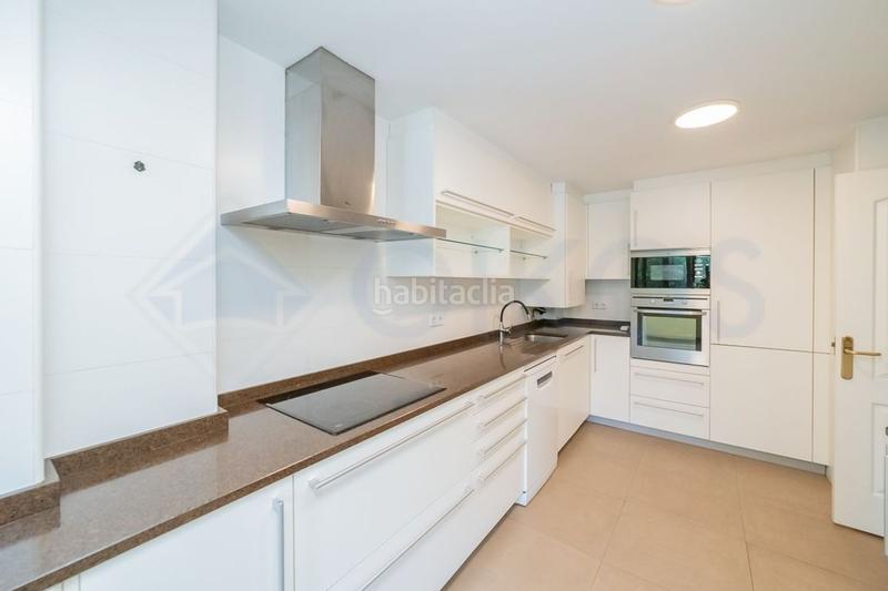 Foto 1ed6ef24-40cf-4ab7-88c3-c2db74014793. Casa adosada en El Pinar-Punta Galea Rozas de Madrid (Las)