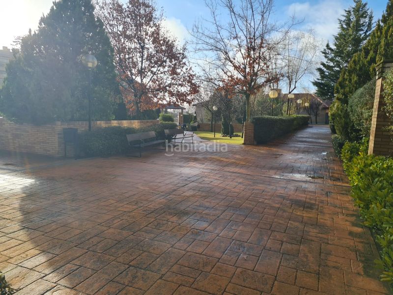 Foto 11f613c5-497f-4c07-b882-7b03c706e639. Dúplex amb calefacció piscina a La Dehesa - El Pinar Navalcarnero