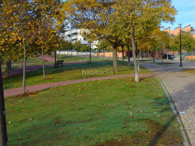 Foto 0381ada1-fa10-45d8-815d-b778012a6a2b. Maison jumelée avec chauffage piscine dans Las Castañeras - Bulevar Arroyomolinos