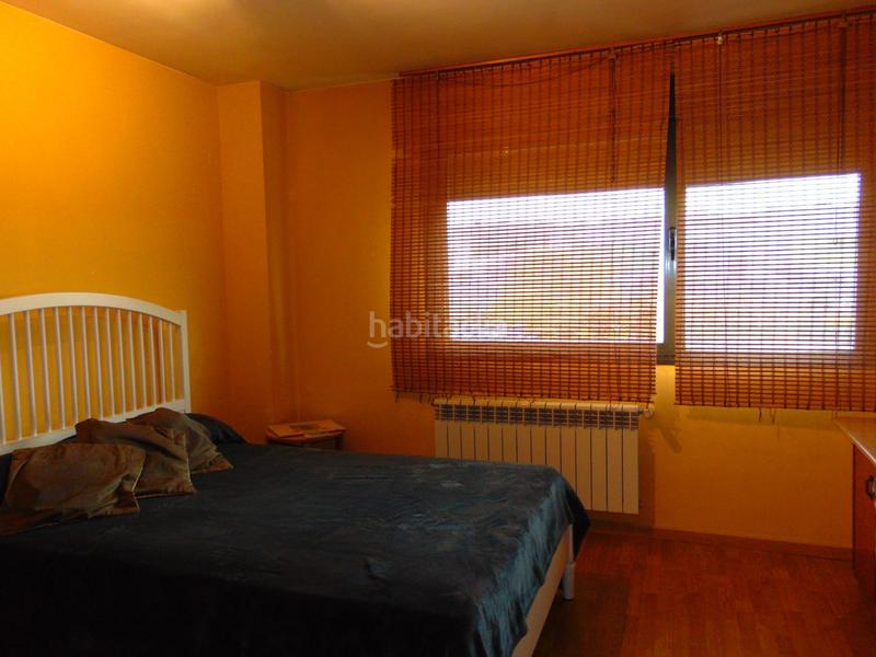 Foto c7e89fb9-15b4-40a4-8e0c-b3cdd8fc6100. Maison jumelée avec chauffage piscine dans Las Castañeras - Bulevar Arroyomolinos