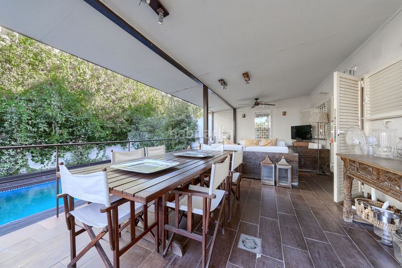 Foto e280de14-ac17-4bb4-8304-202381e37924. Casa adossada amb calefacció aparcament piscina a Pozuelo de Alarcón