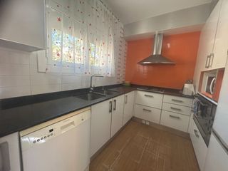 Casa a schiera in La Balconada-Cal Gravat. Casa impecable per entrar a viure a manresa