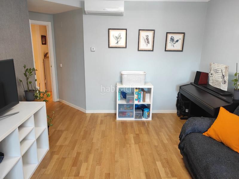 Foto df79b5ef-421a-46f1-9bd5-090ab6bed076. Flat with heating parking pool in Orcasur-12 de Octubre Madrid