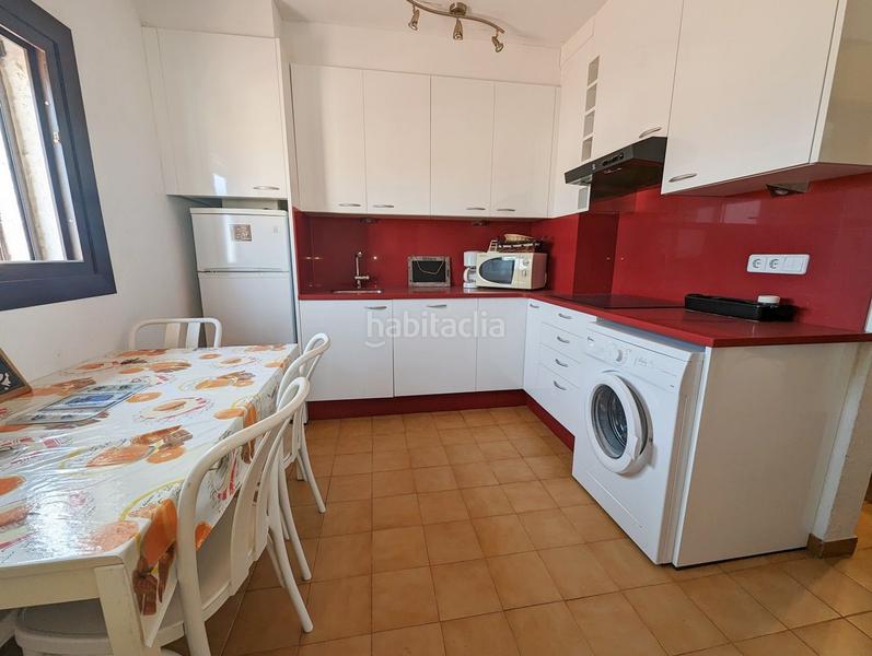 Foto 408d4e2a-f395-4e6f-9952-401aaf5a7a60. Ático  en venta con terraza, vistas al canal y amarre comunitario . en Empuriabrava