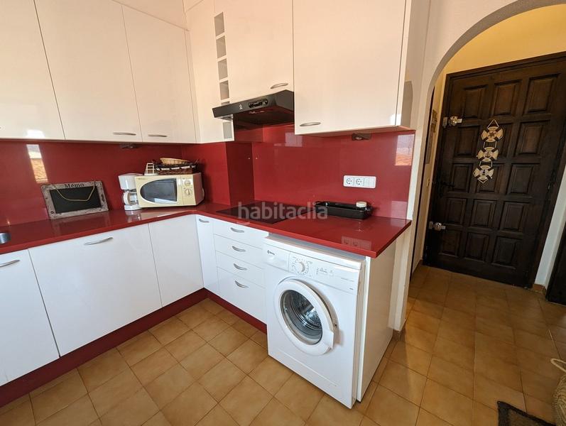 Foto 63042e63-db6e-47fe-b091-74704c8bf9ec. Ático  en venta con terraza, vistas al canal y amarre comunitario . en Empuriabrava